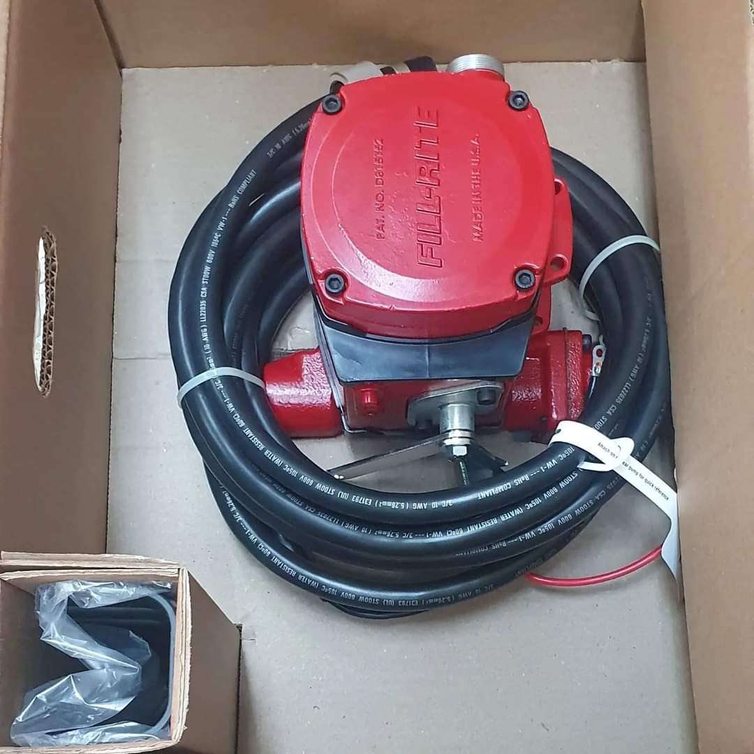 Bomba NX25 en su caja